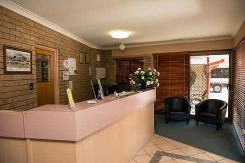 Macintyre Motor Inn Гундивинди Экстерьер фото