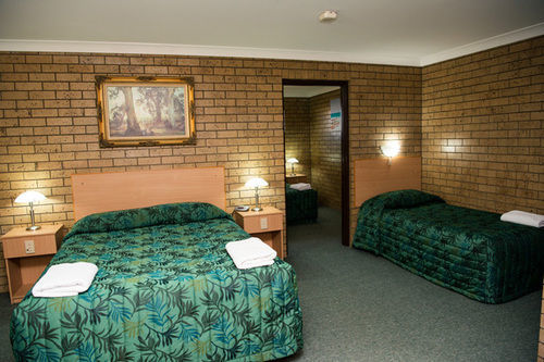 Macintyre Motor Inn Гундивинди Экстерьер фото